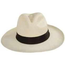 Grade 10 Panama Straw Clasico Center Pinch Fedora Hat